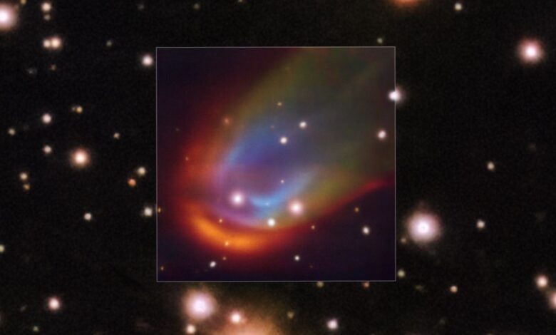 Astronomers baffled by mysterious rainbow burst around white dwarf RXJ0528+2838