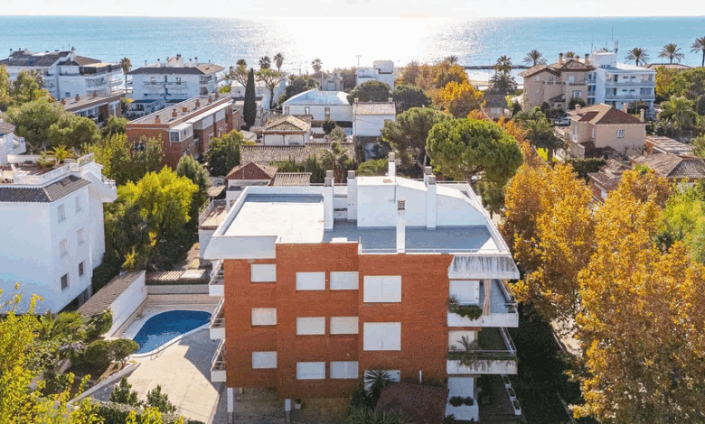 What Does Community Owners Insurance in Spain Really Cover and How Much Does It Cost