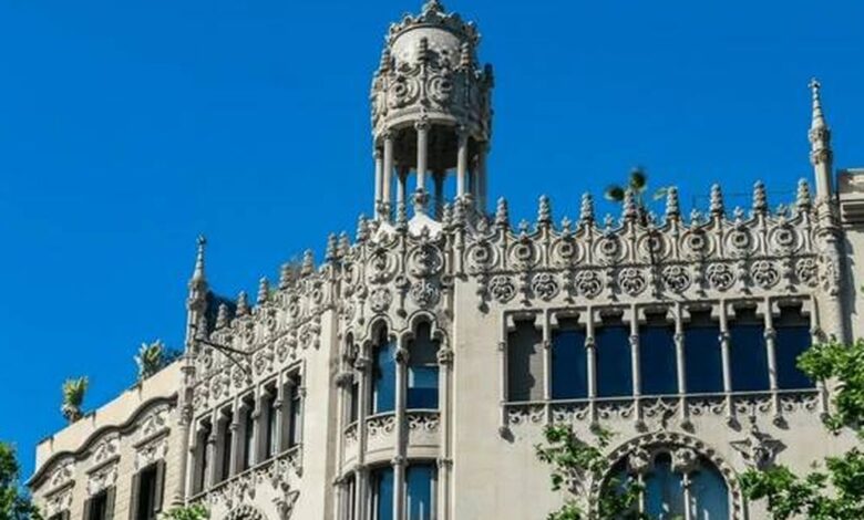 В Барселоне готовят к открытию для публики легендарную Casa Lleó i Morera