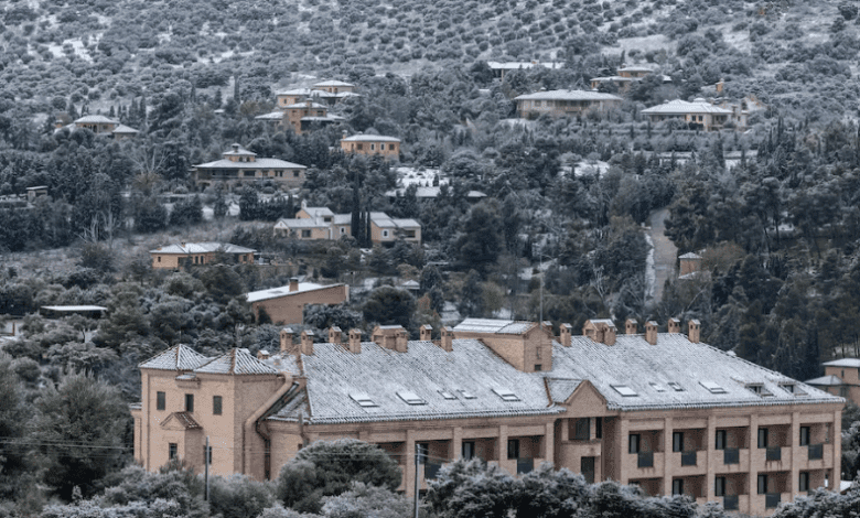 Storm Francis causes snow floods and evacuations across Spain