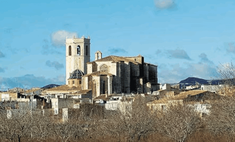 Arctic cold hits northern Valencia Freezing temperatures snow and icy roads