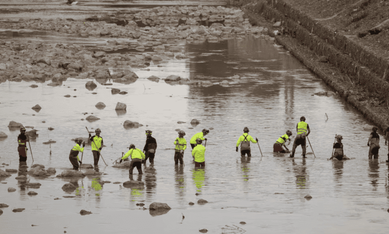 Valencia court investigates why firefighters left danger zone before flood