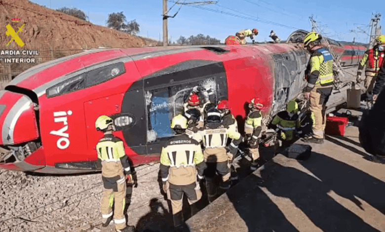 Railway tragedy in Andalusia search for victims and causes of the disaster