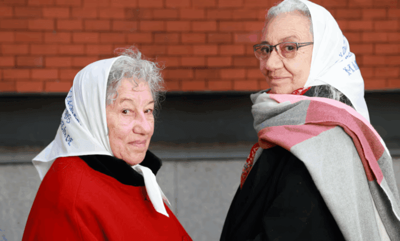 Memory Heroes Award Presented in Madrid: What Lies Behind the White Scarves