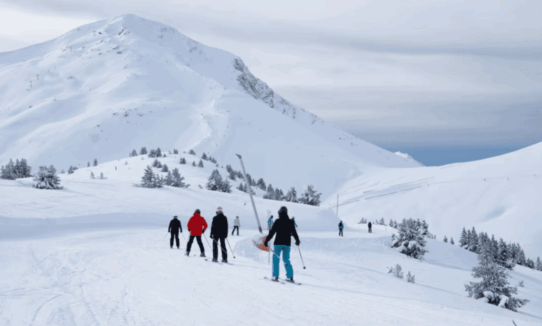 Rescue operation in the Pyrenees Avalanche in Cerler claims climber’s life