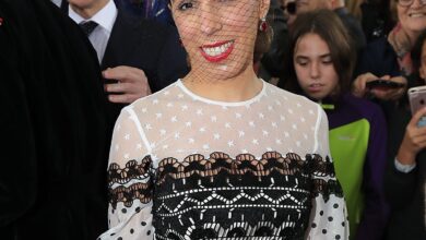 Дочь Азнара раскрывает семейные секреты и критикует воспитание родителей