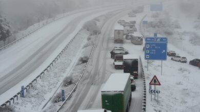 Что происходит с движением на трассах Мадрида: десятки машин и автобусов не могут сдвинуться
