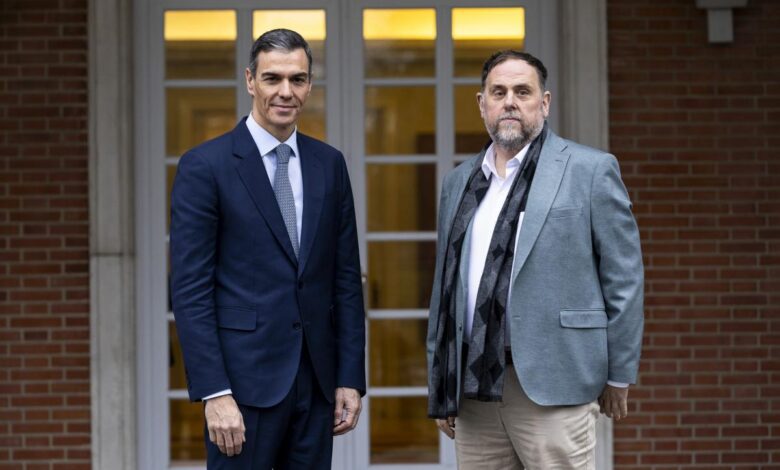 Pedro Sánchez walks a tightrope between political control and Congress setbacks