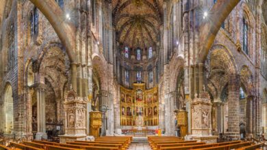 Первая готическая кафедра Испании это не Бургос и не Леон а настоящая крепость