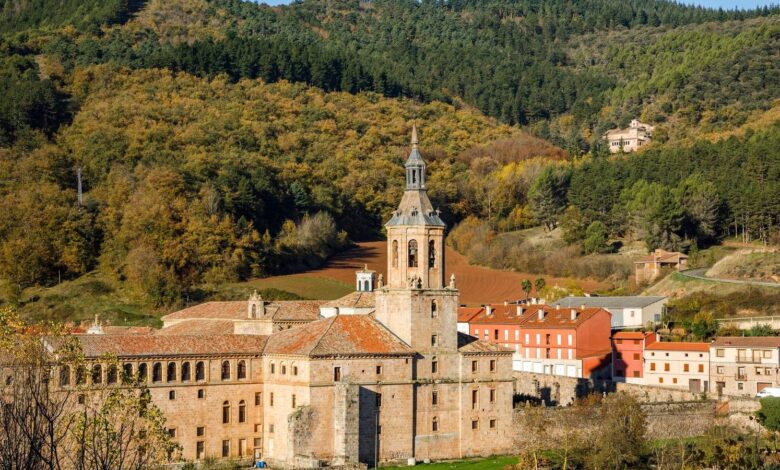 Средневековая жемчужина Ла-Риохи, где зародился испанский язык и хранятся два объекта ЮНЕСКО