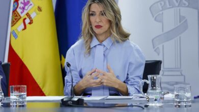 Министерство труда Испании предлагает повысить минимальную зарплату до 1221 евро в 2026 году