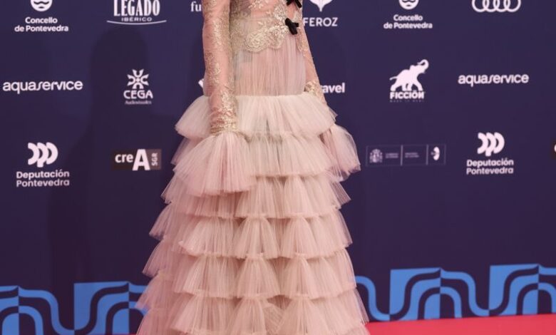 Top Fashion Hits and Misses on the Feroz 2026 Red Carpet