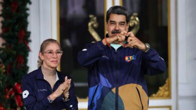 Π‘Π΅ΠΌΡΡ ΠΠΈΠΊΠΎΠ»Π°ΡΠ° ΠΠ°Π΄ΡΡΠΎ ΠΏΠΎΡΠ»Π΅ Π°ΡΠ΅ΡΡΠ°: ΡΡΠ΄ΡΠ±Ρ Π΄Π΅ΡΠ΅ΠΉ ΠΈ Π²Π½ΡΠΊΠΎΠ² ΠΏΡΠ΅Π·ΠΈΠ΄Π΅Π½ΡΠ°