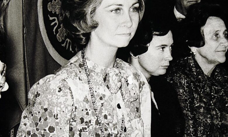 The Tragic Fate of Isabella of Greece Love, Betrayal and Exile from the Kingdom