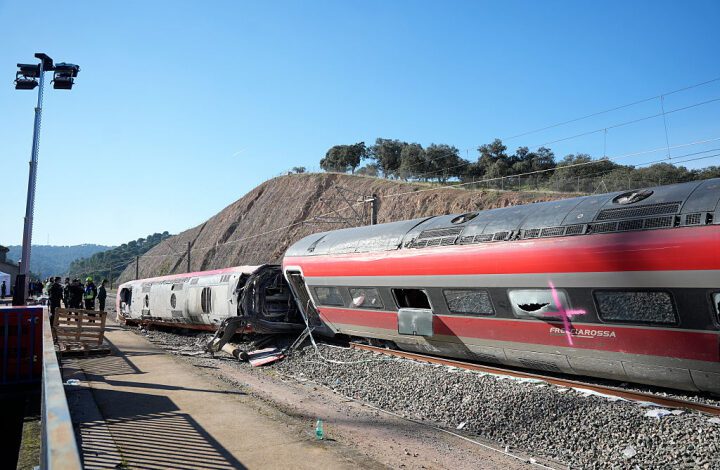 El ministro de Transporte desmiente mitos sobre la catástrofe ferroviaria en Adamus