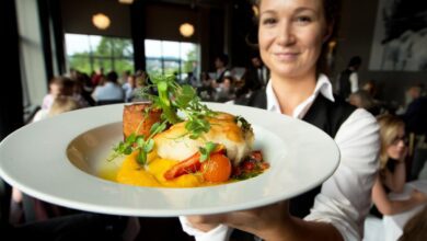 В Мадриде разгорелся спор: кто должен убирать за посетителями в ресторане