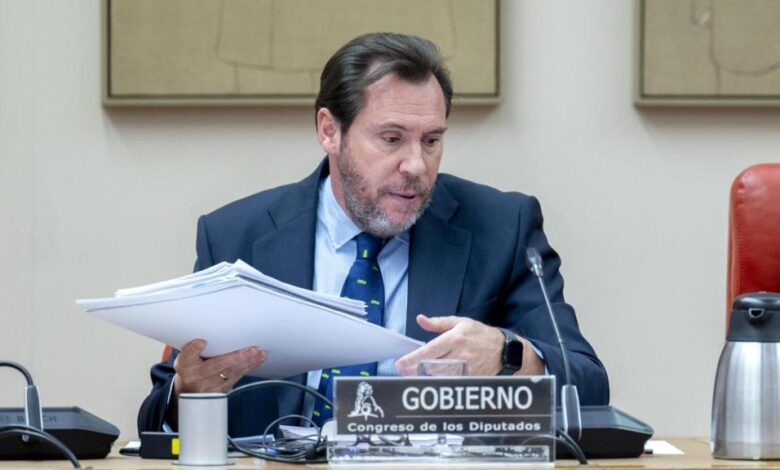 Transport Minister explains AVE Madrid-Seville launch delay with accusations and climate