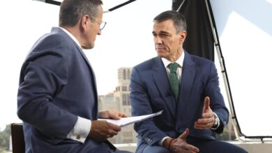 Педро Санчес выступил за массовую легализацию мигрантов в Испании