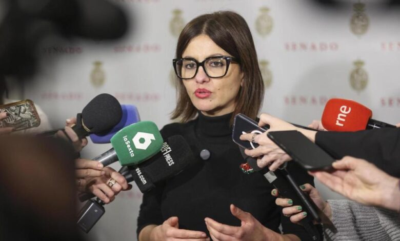 Министр требует закрыть аккаунты правительства Испании в X из-за скандала