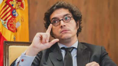 Vox усиливает позиции: Фигаредо атакует коррупцию и миграционную политику RUSSPAIN.COM