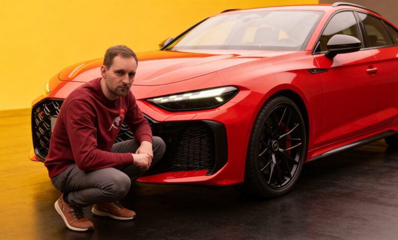 639 hp 84 km electric range and 2.3 tons the new Audi RS5 2026 impresses
