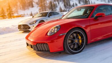 Сравнение Porsche 911 Carrera 4 GTS и Mercedes-AMG GT 63 4Matic+ на снегу RUSSPAIN.COM