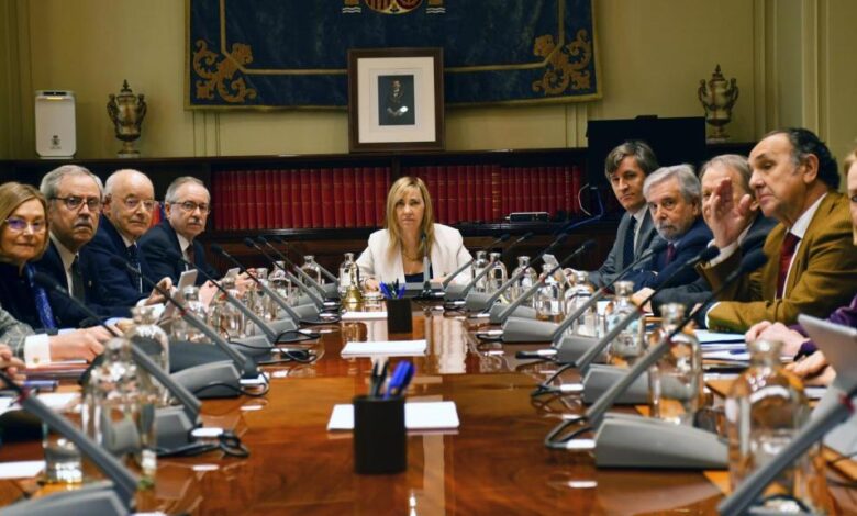 Two Judges Cleared of Penalty for Harsh Remarks About Politicians