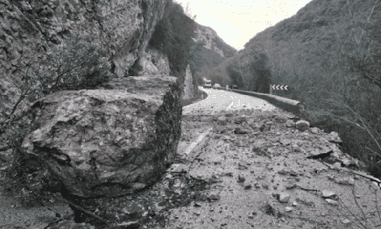 Rockslide in Burgos National highway closed rivers at risk