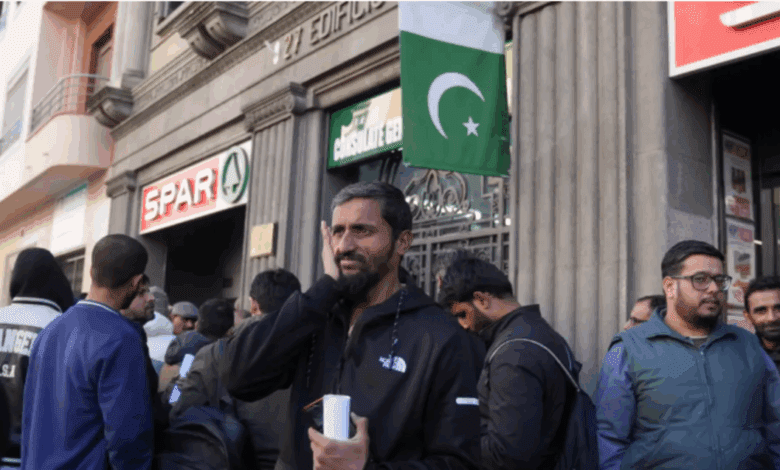 Queues at Barcelona Consulates: Migrants Rush for Legalization Documents