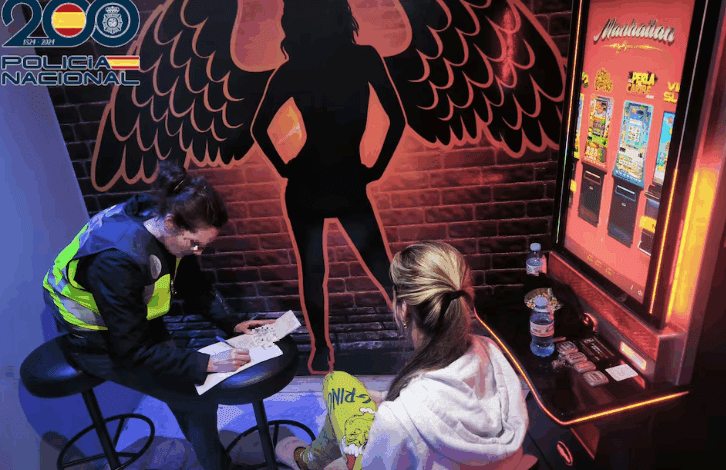 Sex trafficking ring uncovered in Malaga: cameras, control and constant surveillance