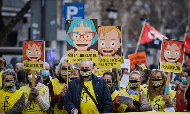 Spanish Parliament stuck on security law reform