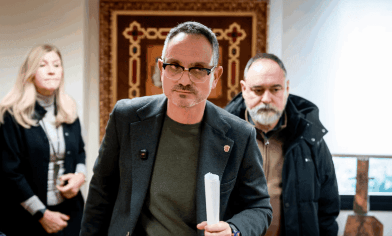 Escándalo en Móstoles ex funcionaria acusa al alcalde y al partido de presión