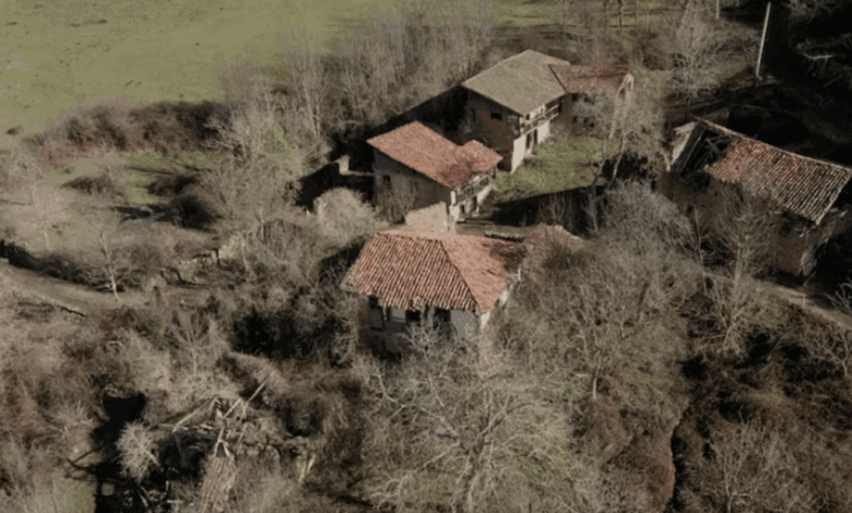 Abandoned village in Cantabria up for sale for 380 thousand euros
