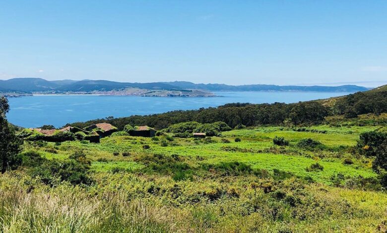 Заброшенная деревня на берегу Атлантики выставлена на продажу за 150 000 евро