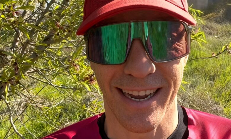 Sanchez’s Cap Causes a Stir in the US But the Real Twist Is in a Single Gesture