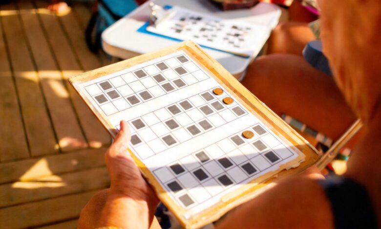 Власти обсуждают разрешение бинга для пожилых в Испании