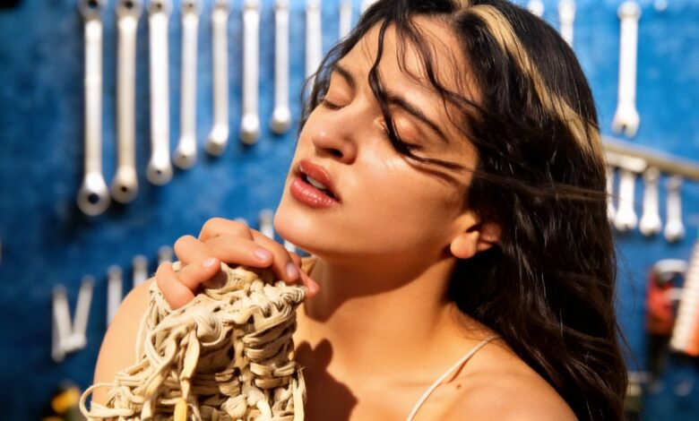 Rosalía всколыхнула Испанию одной фразой: почему «hacer la 13-14» снова всех задело