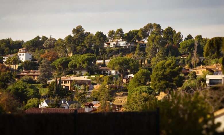 150 новых квартир для молодежи в Барселоне заморожены из-за спора между муниципалитетами