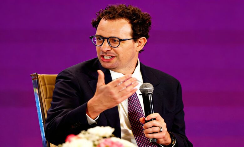 Claude меняет рынок: как ИИ от Anthropic захватывает Испанию и бизнес