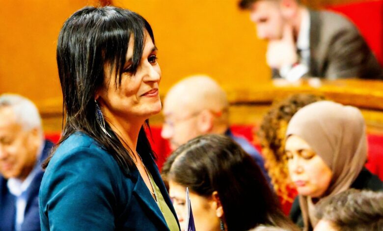 El Parlamento catalán rechaza la propuesta de prohibir el burka y el niqab en espacios públicos