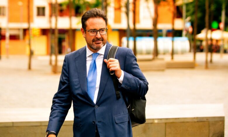 Catalan Ambulance Tender Scandal Ends Without Charges