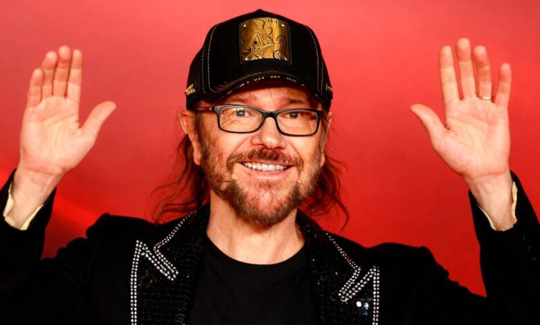 Santiago Segura speaks out on politics at the premiere of Torrente presidente in Madrid