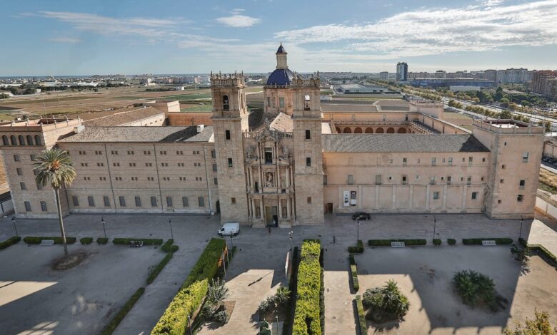 Семь новых членов в AVL: полное обновление состава спустя 25 лет