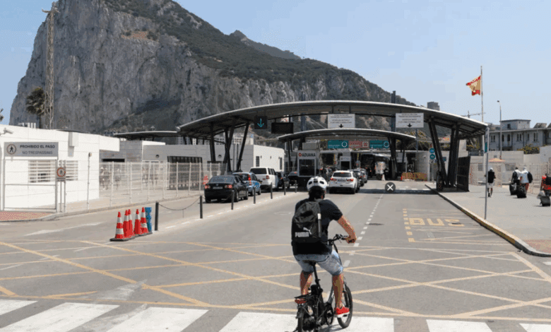 Испанская полиция теряет право на погоню в Гибралтаре: новые правила пересечения границы