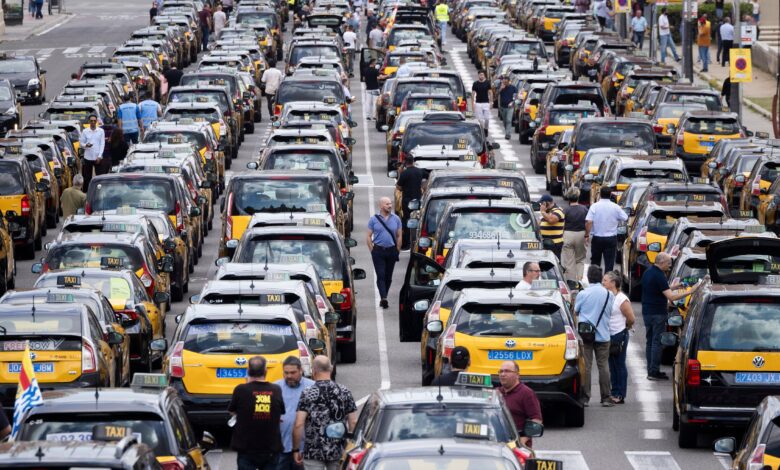 Junts требует пересмотра закона о такси: судьба Uber и Cabify под вопросом