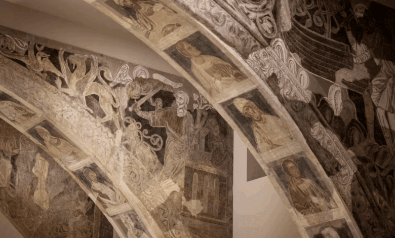 81 000 евро и новые правила: как MNAC меняет судьбу фресок из Сихены