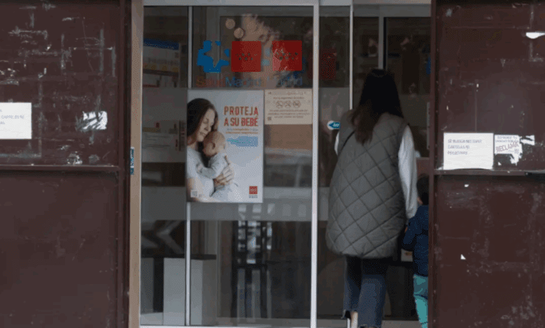 В Испании отменяют ограничения на медпомощь для всех мигрантов