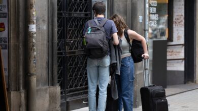 Пять городов вокруг Барселоны вводят запрет на туристические квартиры с 2028 года RUSSPAIN.COM