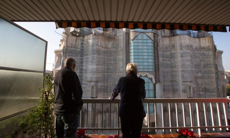 Неопределённость для жителей напротив Саграда Фамилия: что будет с их домами