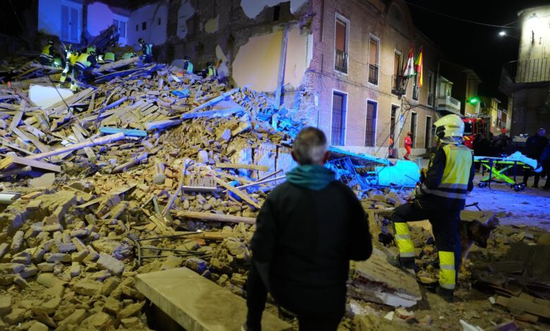 House collapse in Siete Iglesias leaves one worker dead and four rescued